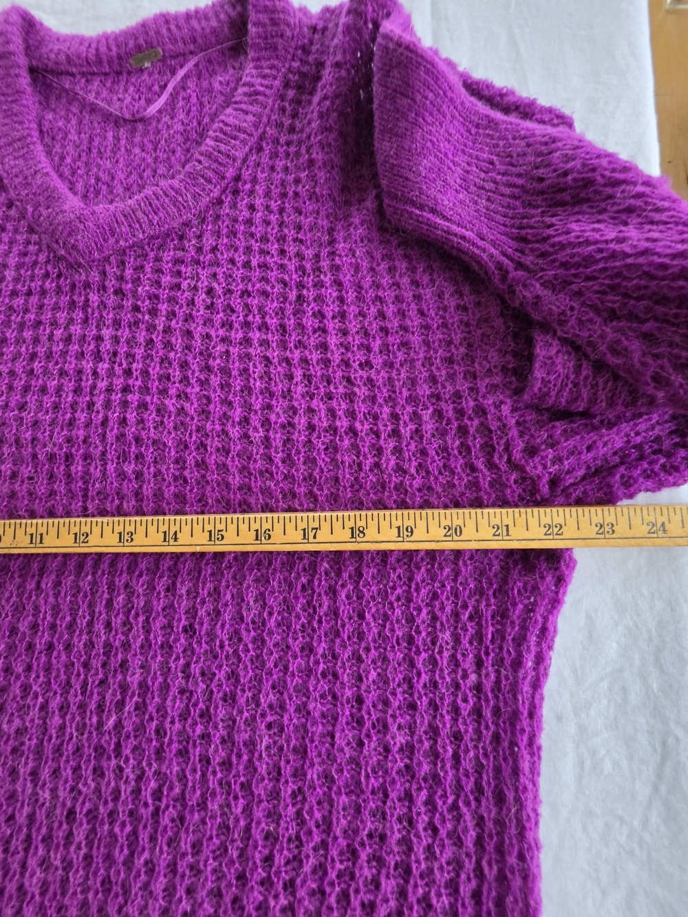 Free People Bold Purple V-Neck Knit Sweater Size XL - Picture 6 of 7
